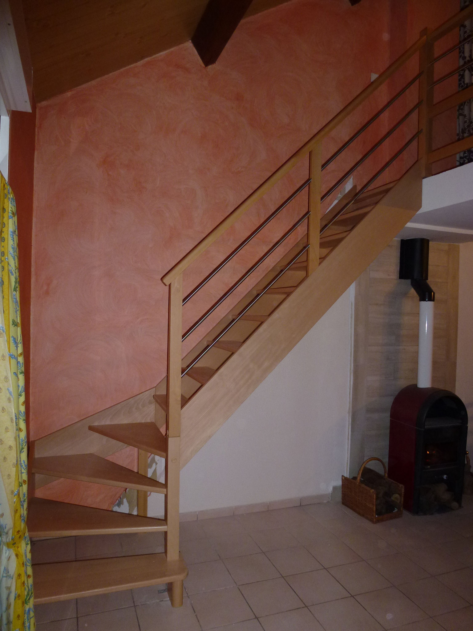 nouvel escalier un quart tournant avec rampe tube inox