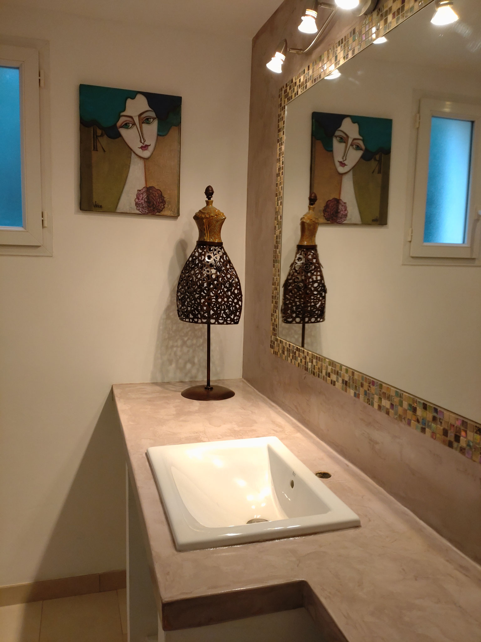 Rénovation d'une salle d'eau en béton ciré - couleur personnalisée PARME 1
