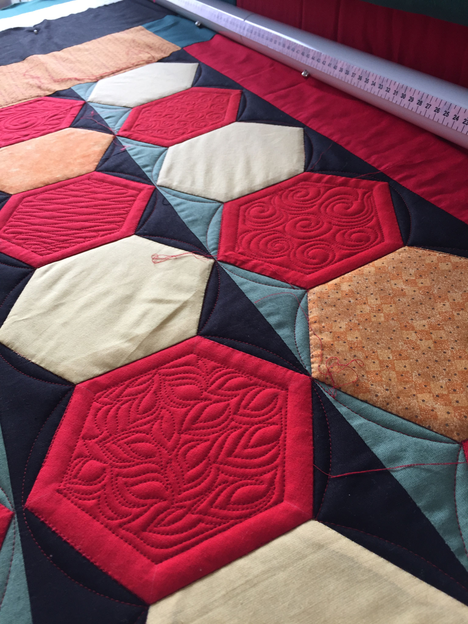 Un vrai plaisir en créativité ! Tout le bonheur de l'atelier LE QUILT émoi.