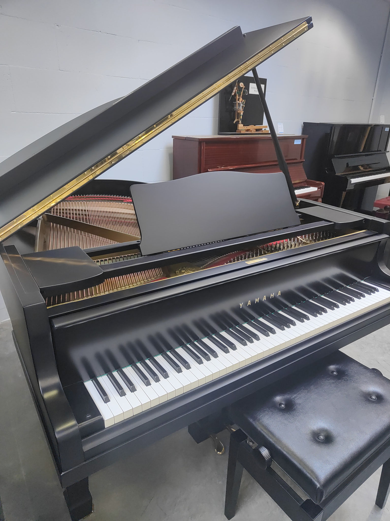 Gerestaureerde Yamaha G2 (Serienummer 500687) Piano's Noton 4
