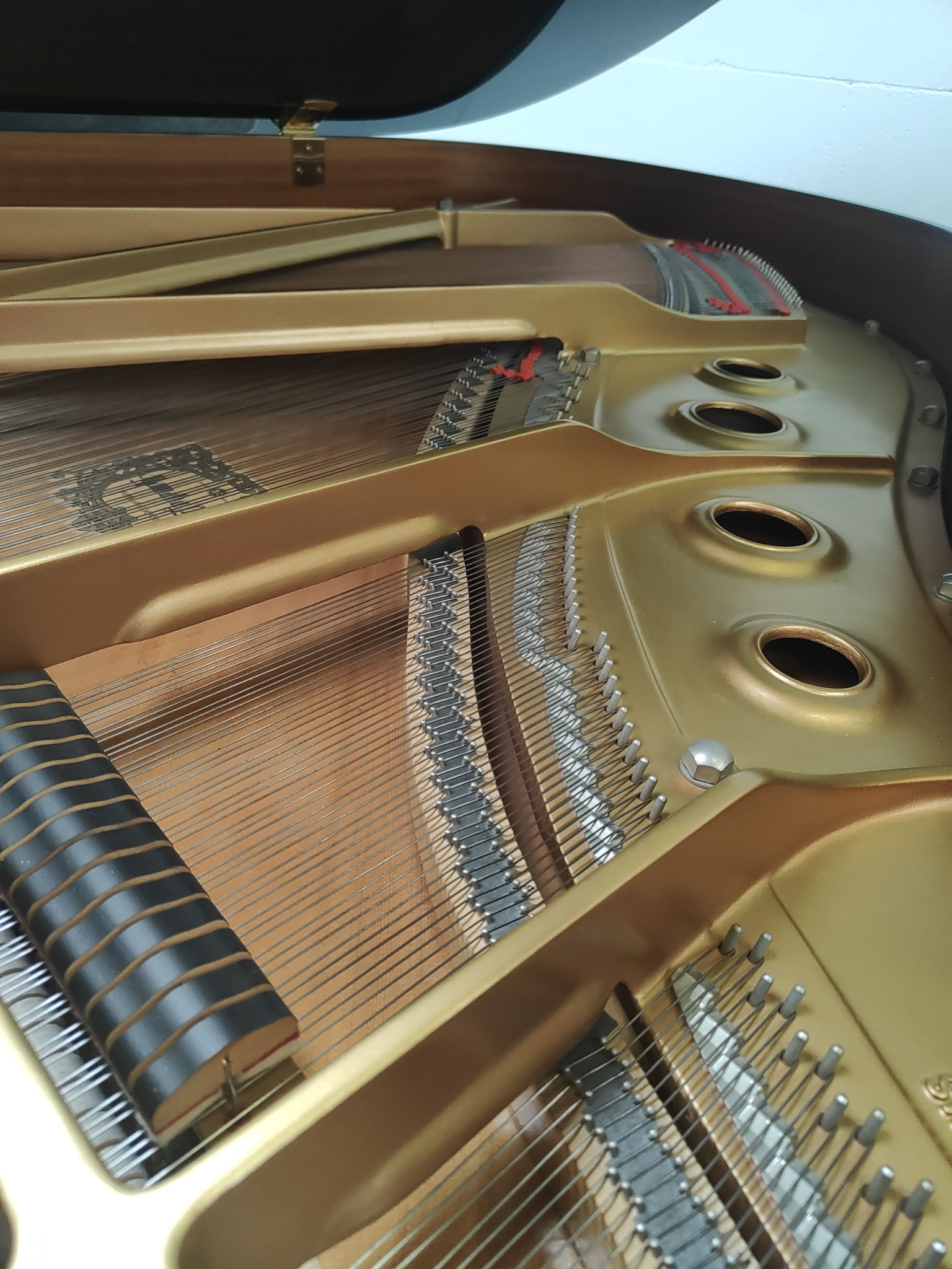 Tweedehands Yamaha C2 (Serienummer 6126167) Piano's Noton 3