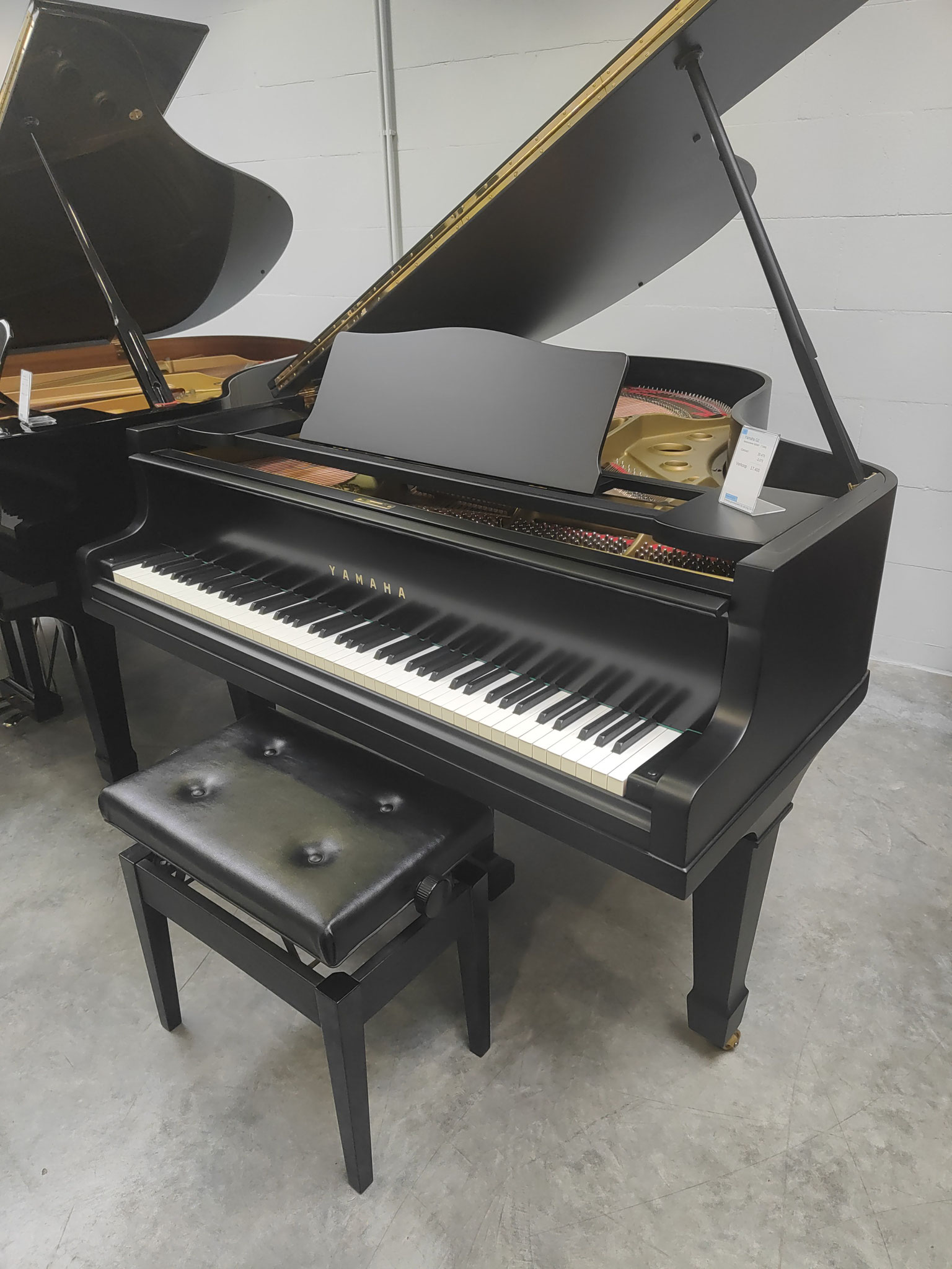 Gerestaureerde Yamaha G2 (Serienummer 500687) Piano's Noton 1