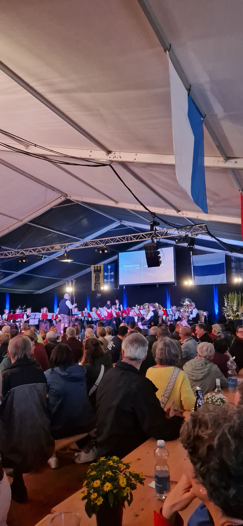 Am Abend dann das grosse Fest im Festzelt mit dem Rangverlesen.