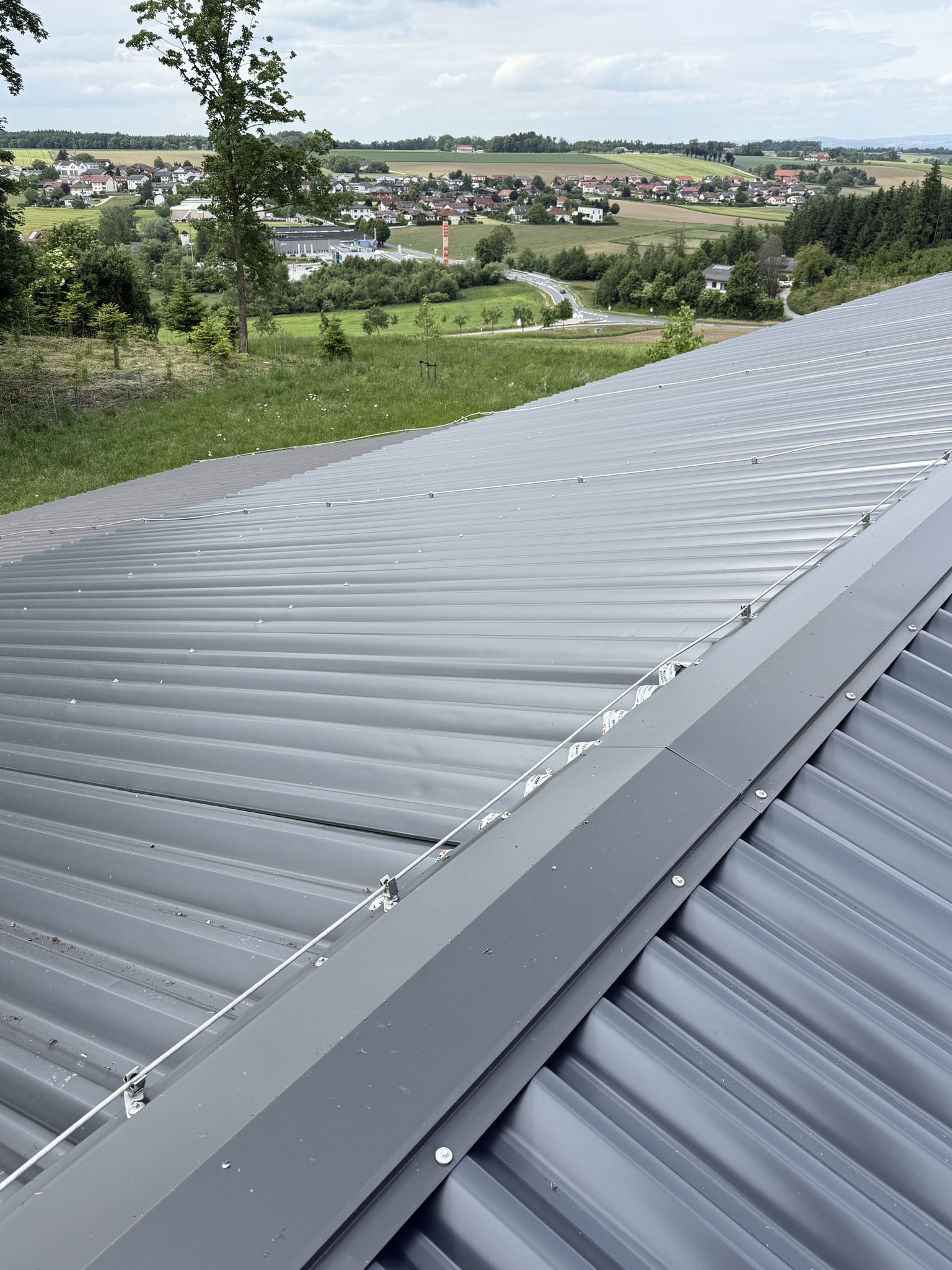 dachfirst mit alupanelle