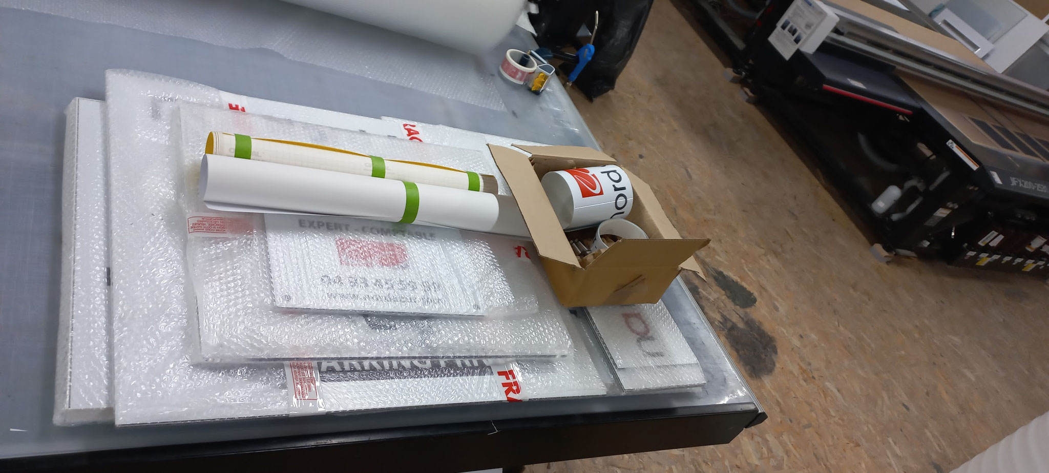 Impression sur dibond blanc pour signalétique