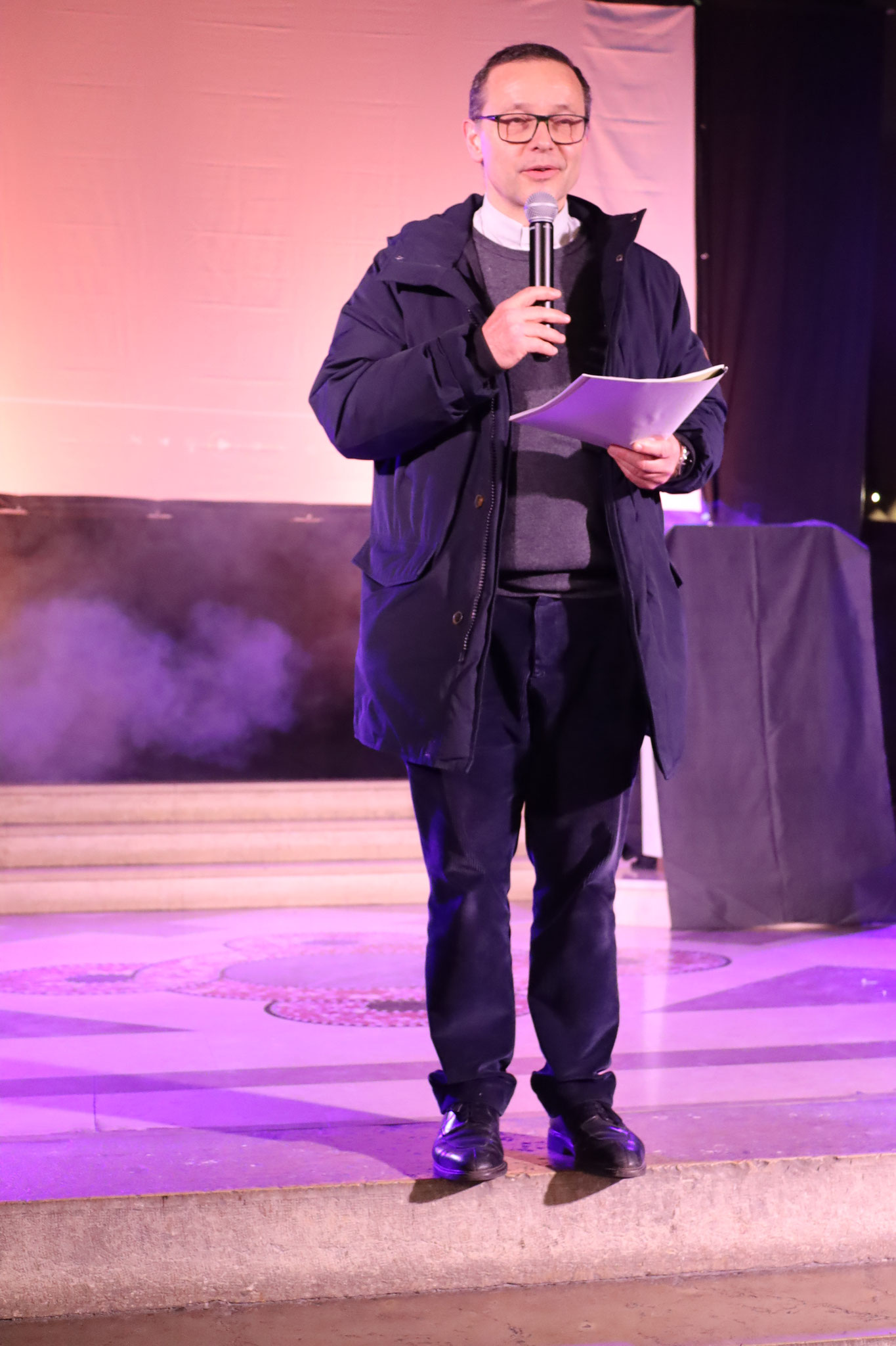 Mot d'accueil par le Père Edouard - (c) JDR