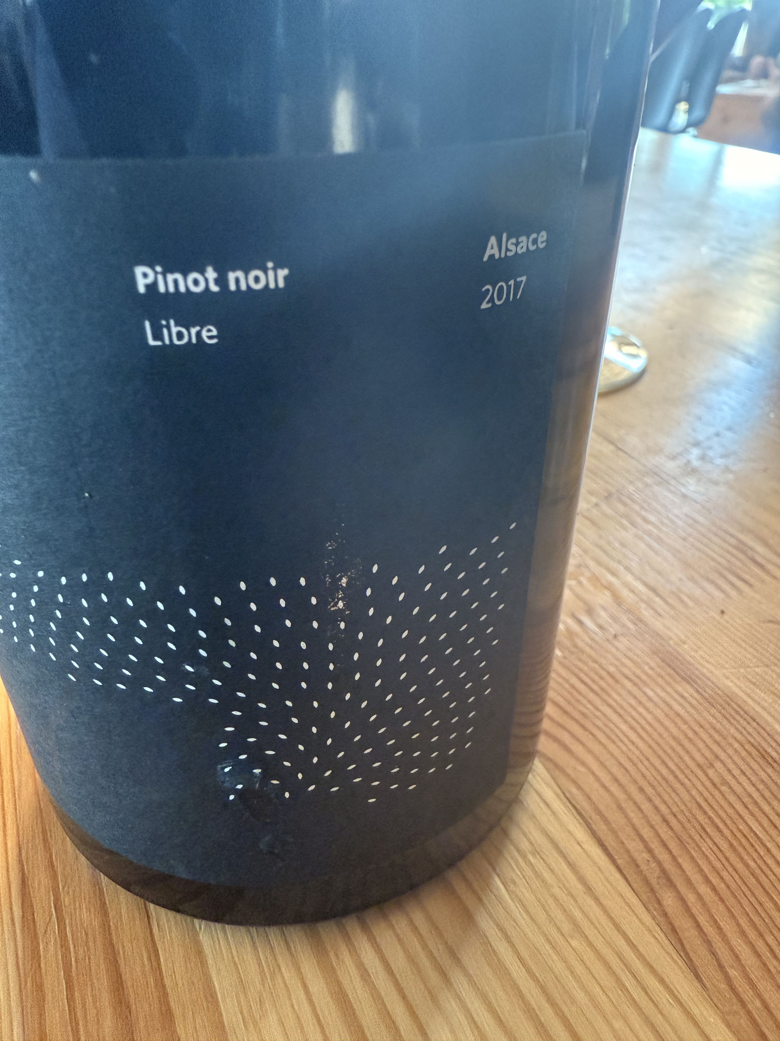 Pinot Noir 2017 Libre, Fruit gedreven, mooi in balans, mooie zuren, complex. A