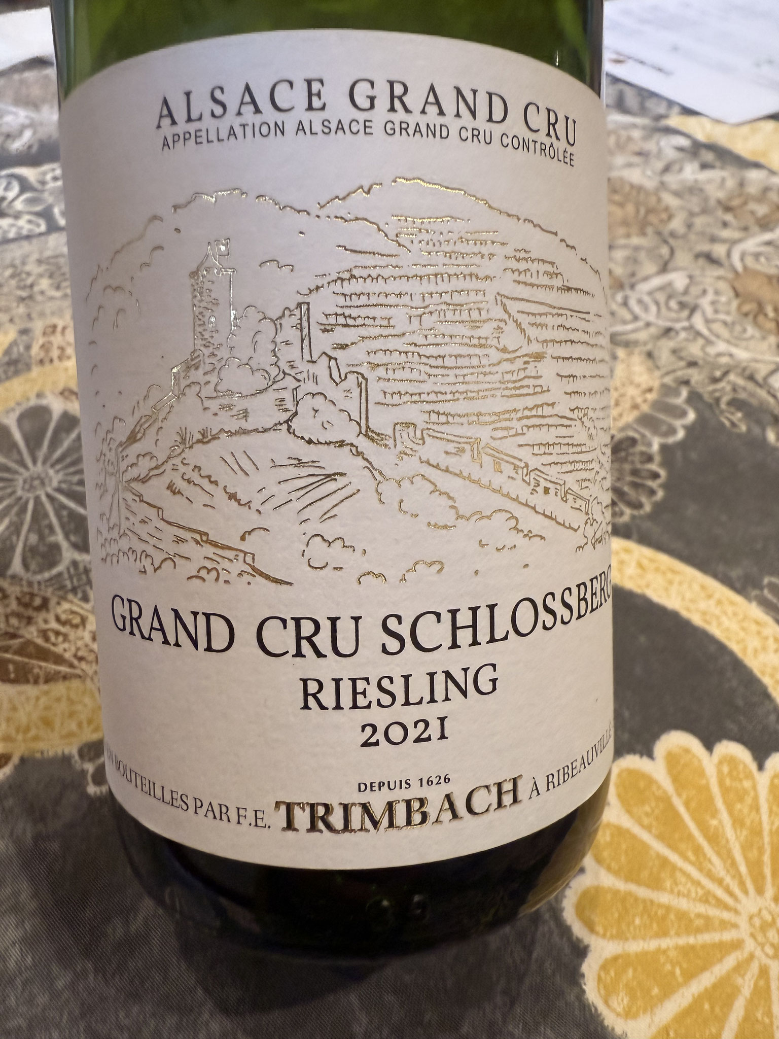 Riesling grand Cru Schlossberg, op graniet, neus verdiept na walsen, zet strak@, goed // maar mist complexiteit