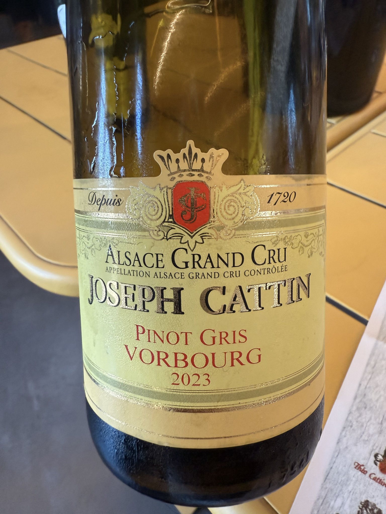 P Gris Vorbourg 2023, fles open 10 dagen en nog ok, mooie zuren en iets zoet