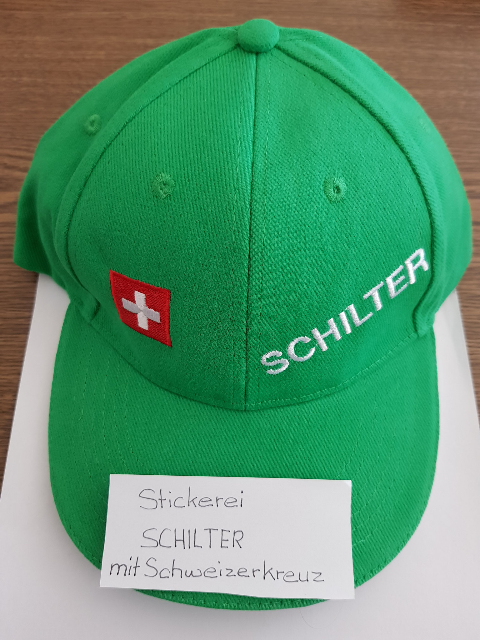 SCHILTER CAP mit Schweizerkreuz