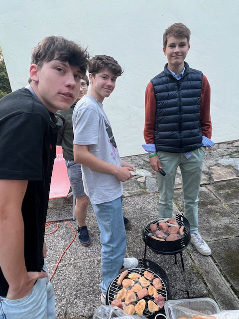 Frido, Elias und Erwein - unsere Grillmeister.