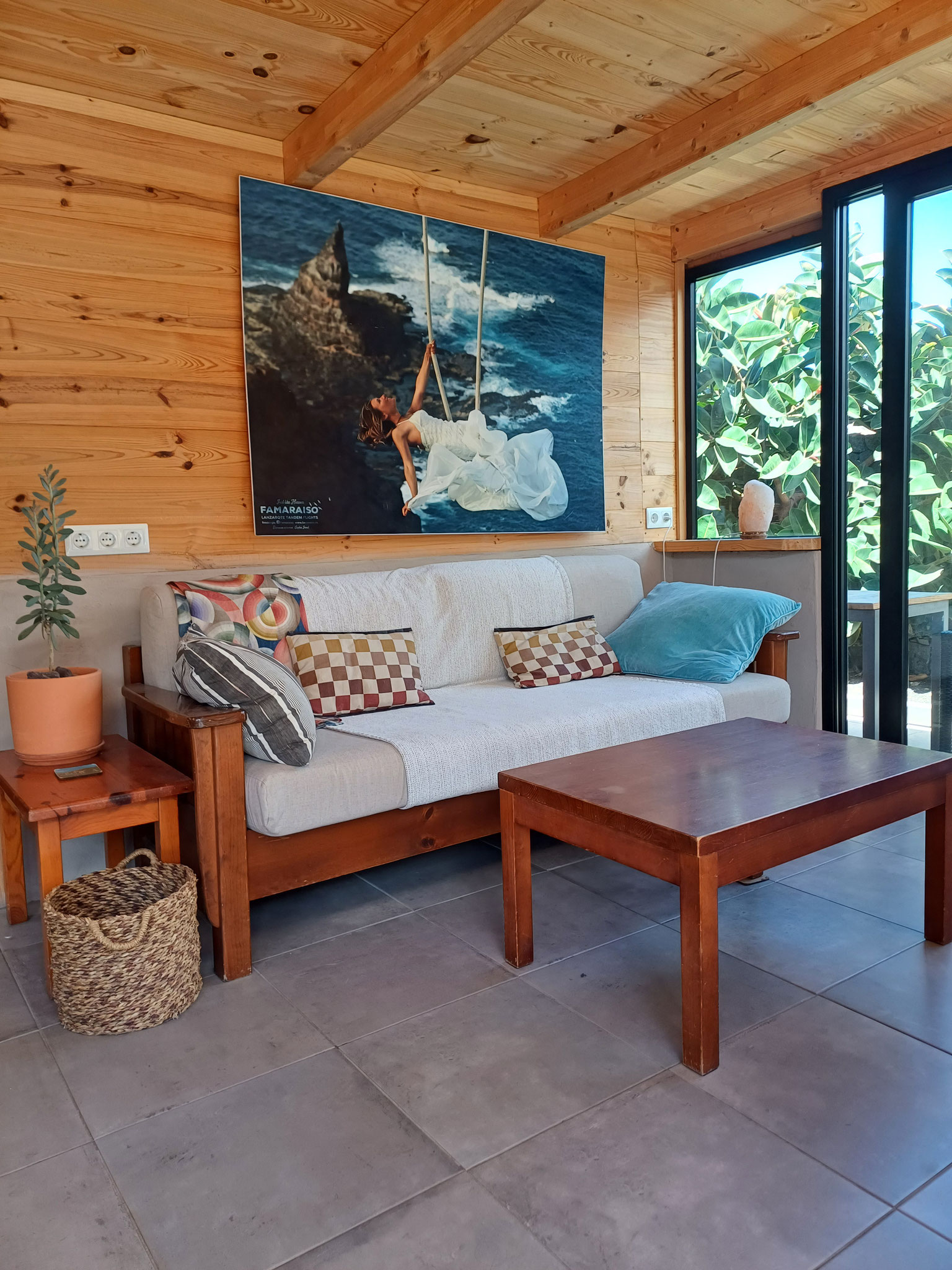 salon en bois massif