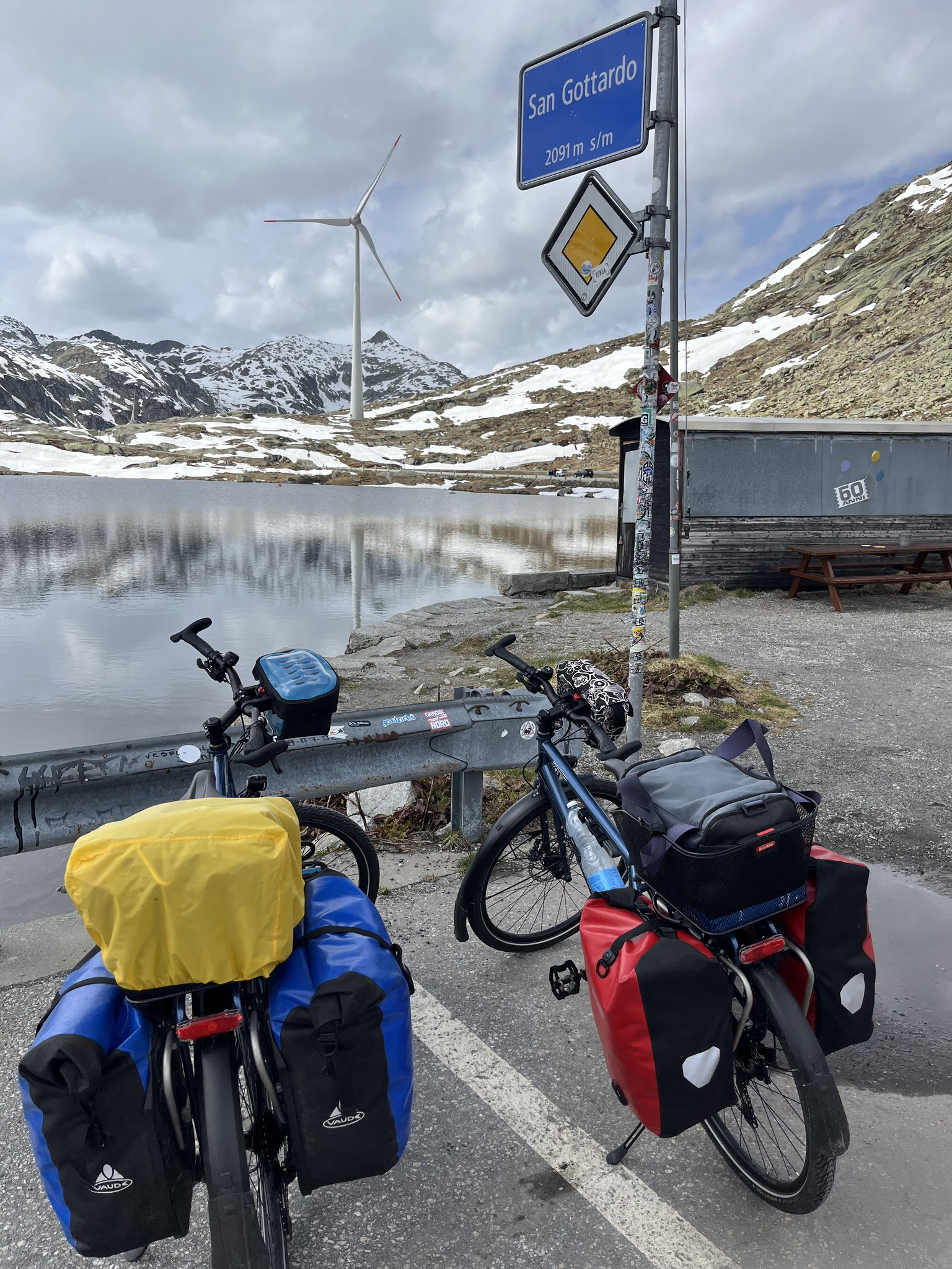 Die Sonne zeigt sich noch einmal und wärmt uns ein bisschen auf, …
