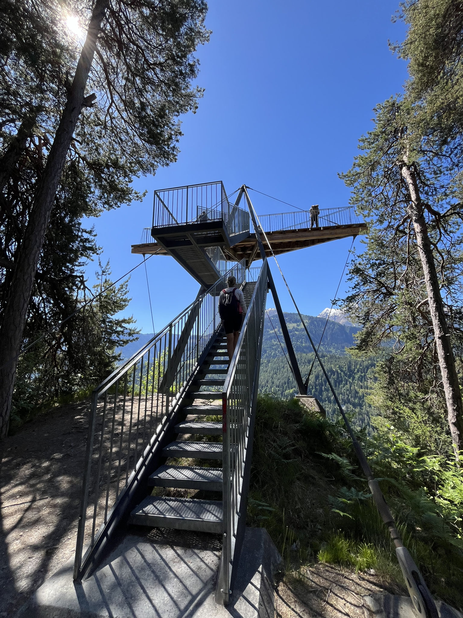 Die Aussichtsplattform „Conn“ erreichen wir nach ca. einer Stunde und von hier oben …