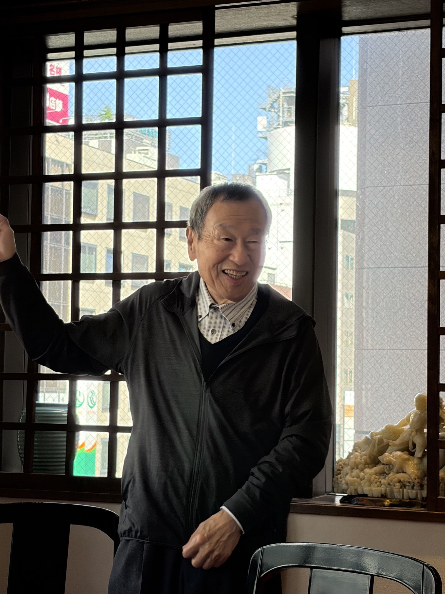 さあ締めのご挨拶、岡本さんです