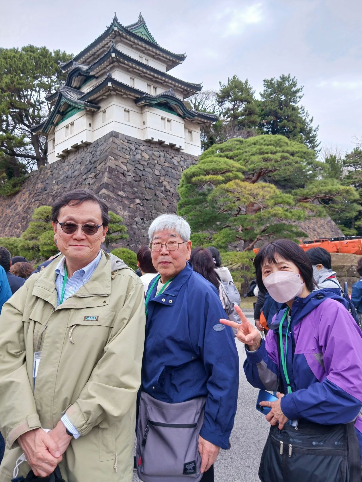 富士見櫓；森岡さん、古市さん、髙橋さん