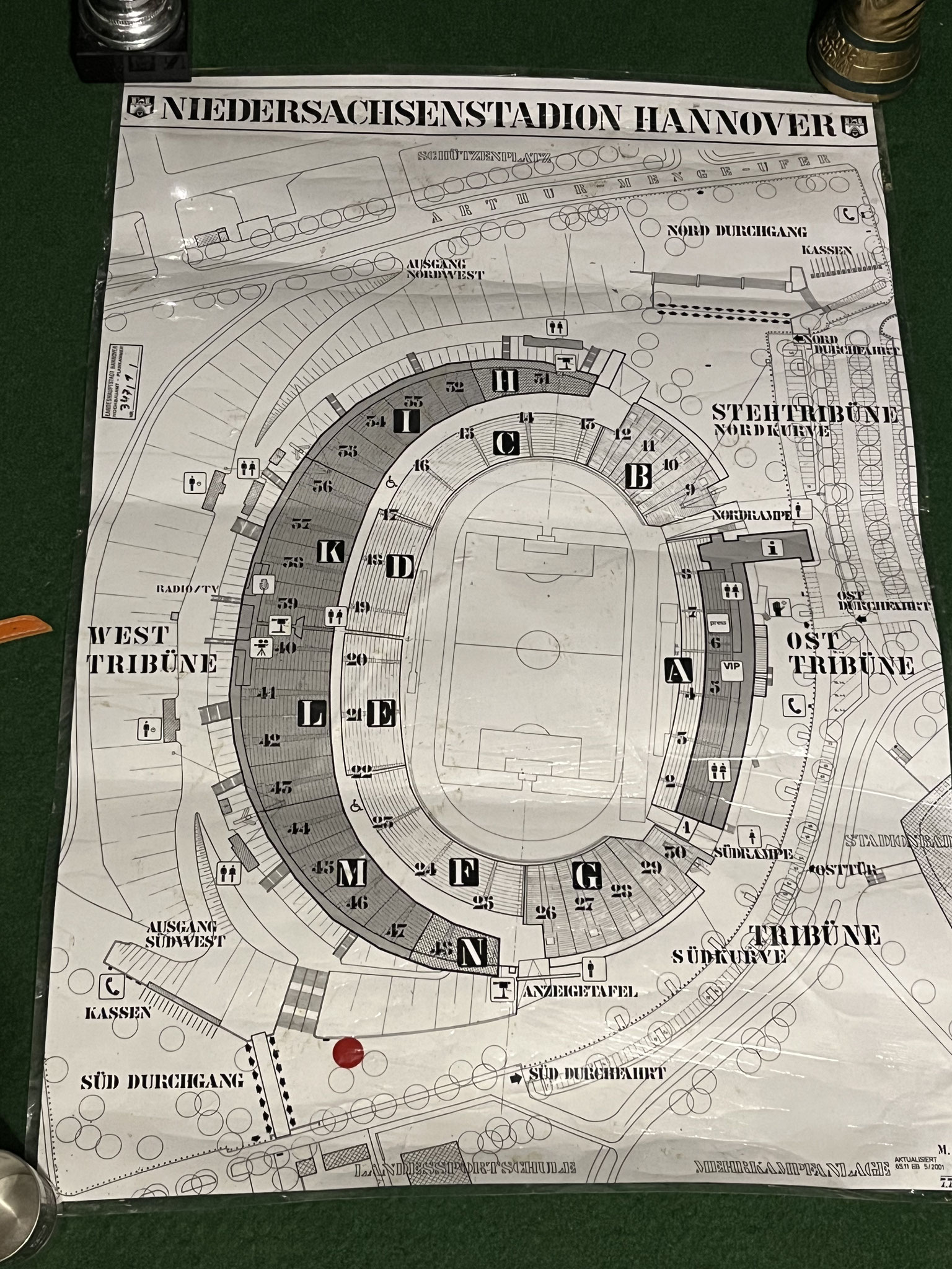 2001 Übersichtsplan vom Niedersachsenstadion Hannover von vor dem Umbau 