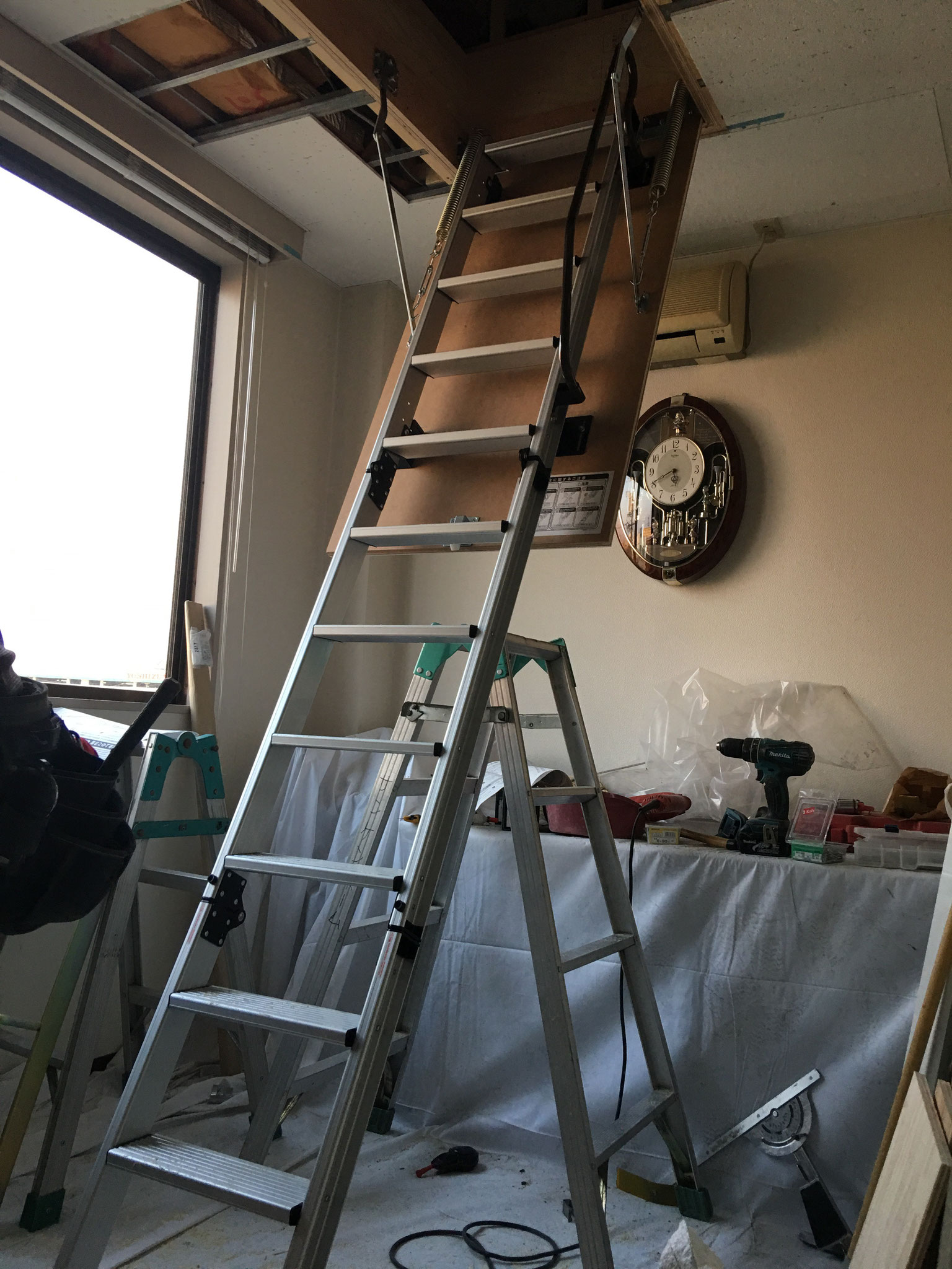 屋上昇降設備新設工事：工程写真