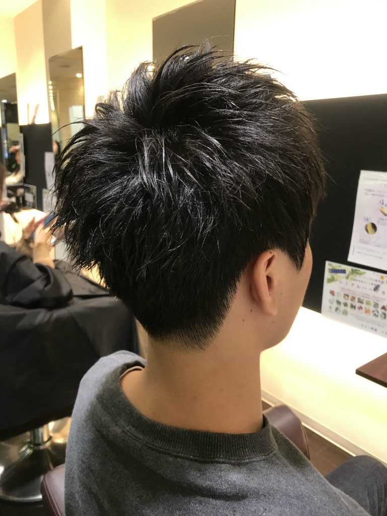 ヘアカタログmen S19 Hair Make Artista 24時間ネット予約が可能 駐車場有り イルミナカラー導入