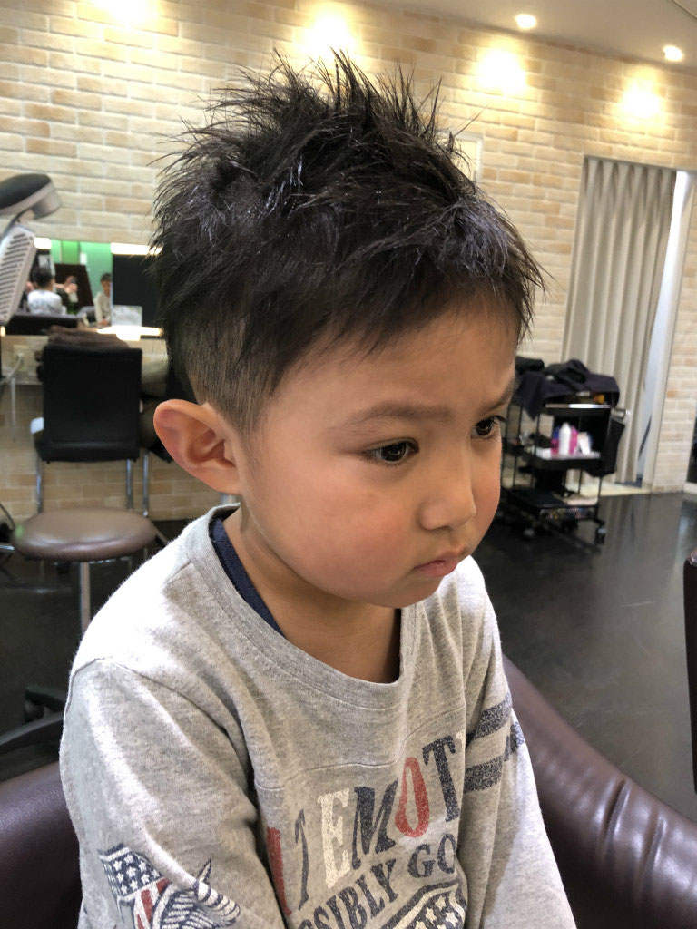 ヘアカタログkids19 Hair Make Artista 24時間ネット予約が可能 駐車場有り イルミナカラー導入