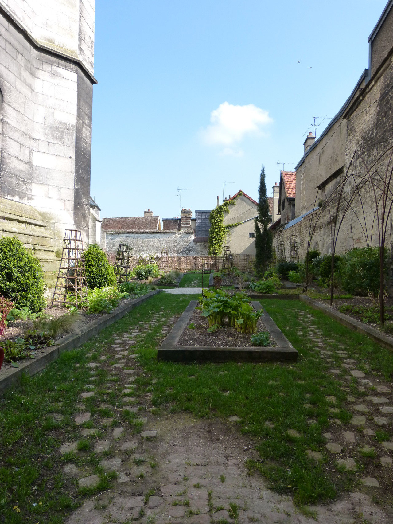 jardin des Innocents à Troyes