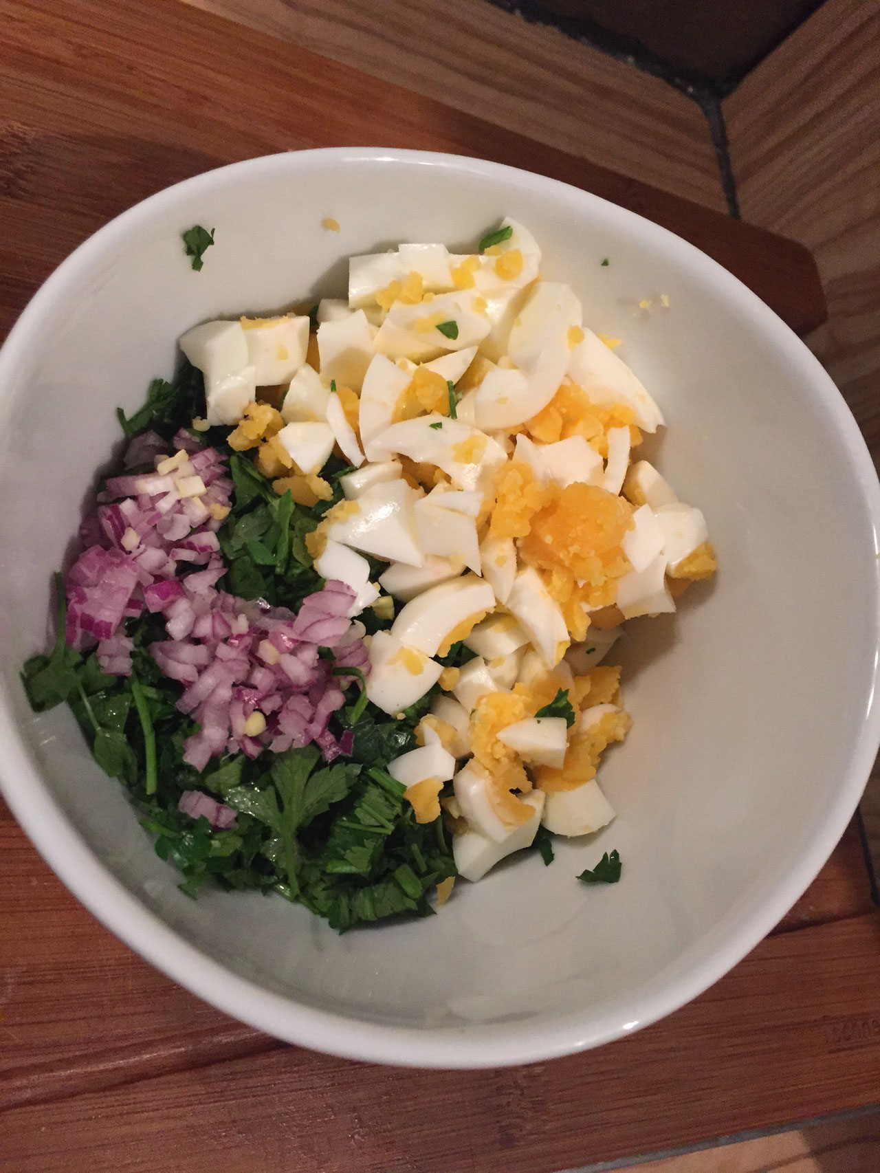 Rezept Petersilie Salat mit Ei und Olivenoel