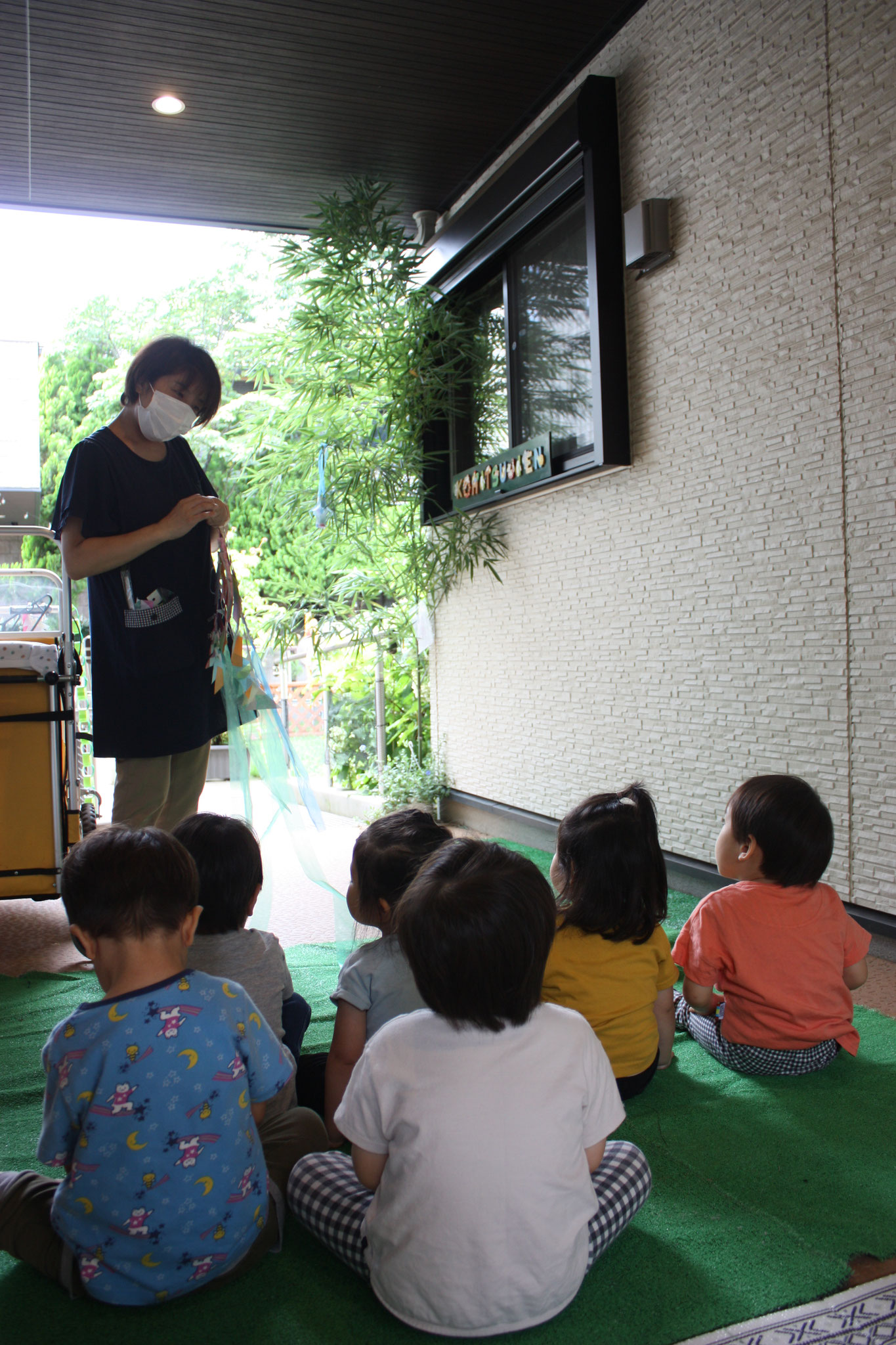 笹の葉さらさら、きれいに飾ってみようね。