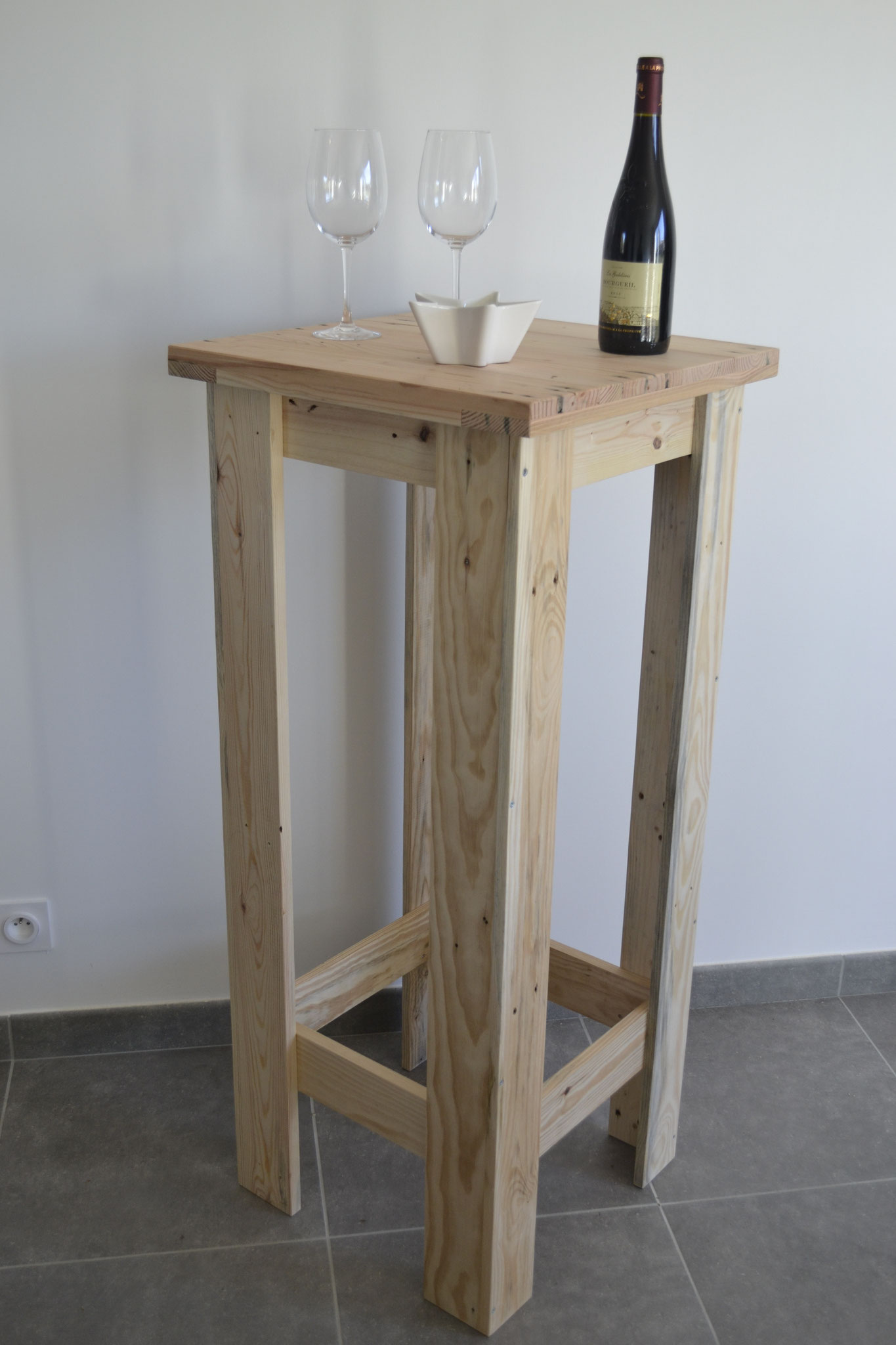 Mange debout en bois recyclé