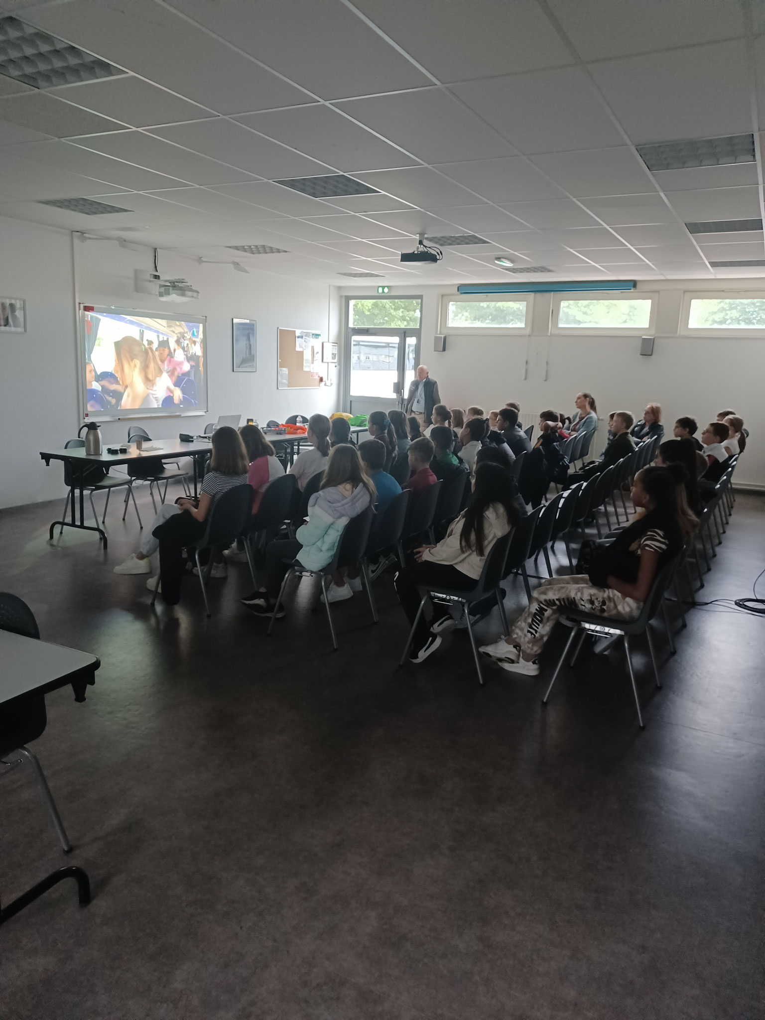 MONTIGNY-EN-GOHELLE COLLÈGE YOURI GAGARINE LE 13 SEPTEMBRE 2022