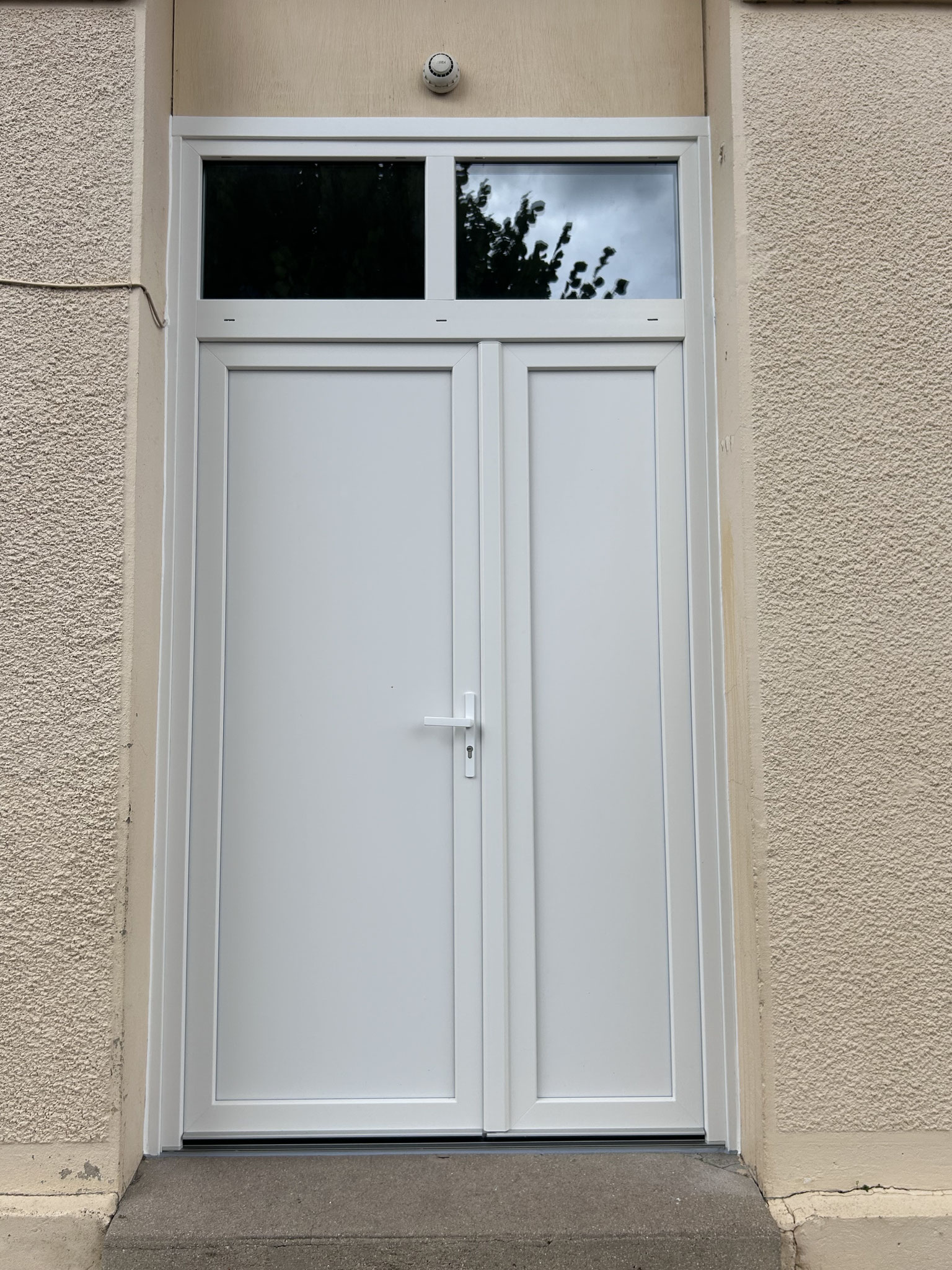 Porte de service