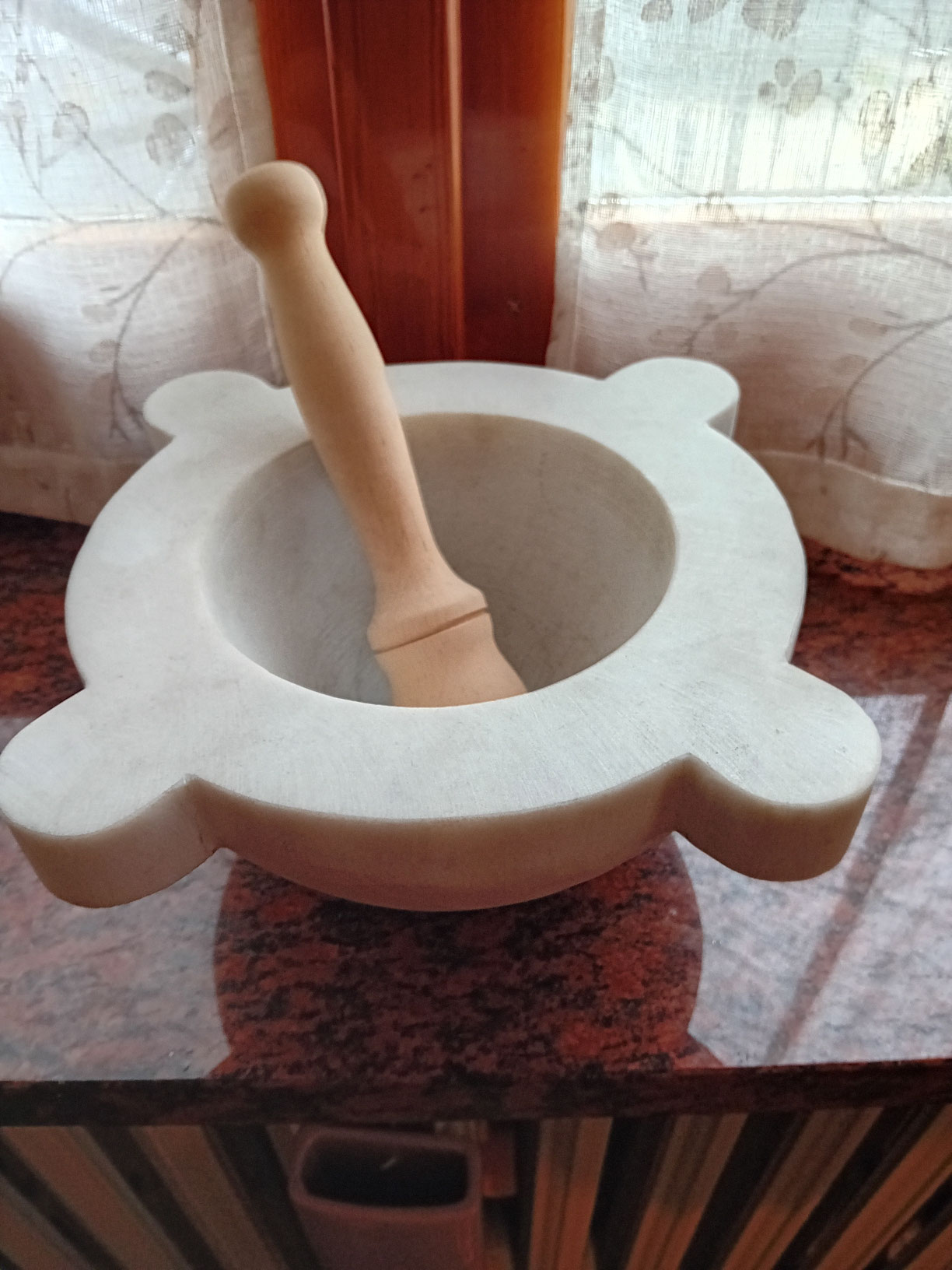 Mortaio in marmo Bianco di Carrara