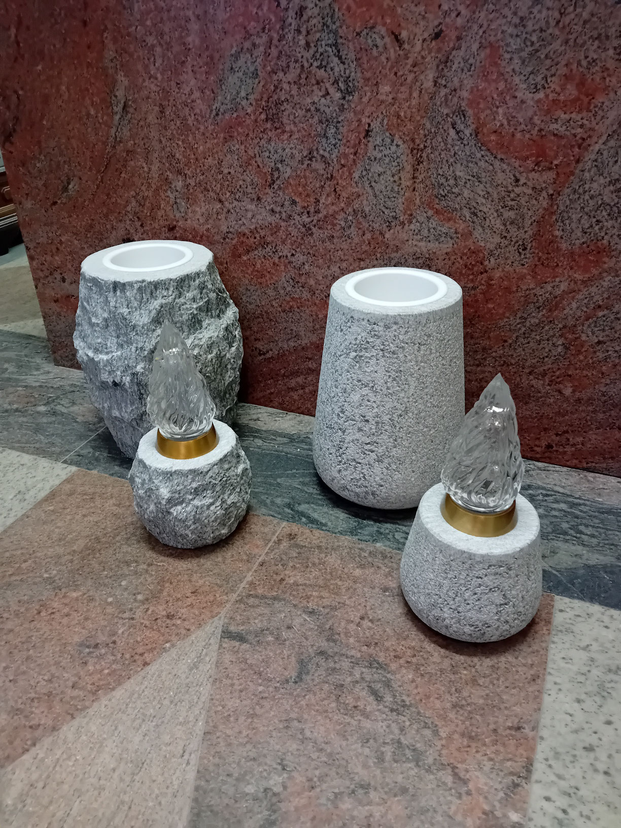 Vasi e lampade in pietra 