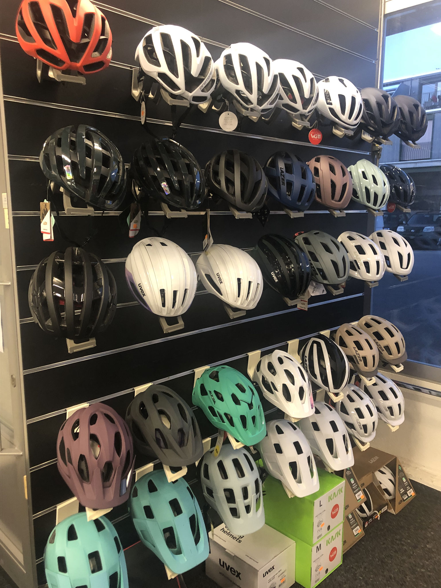 ...Helme für Gross...