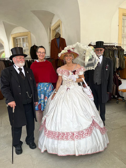 Sabine und Wolfgang die uns wieder reichlich mit Hüten beschenkten