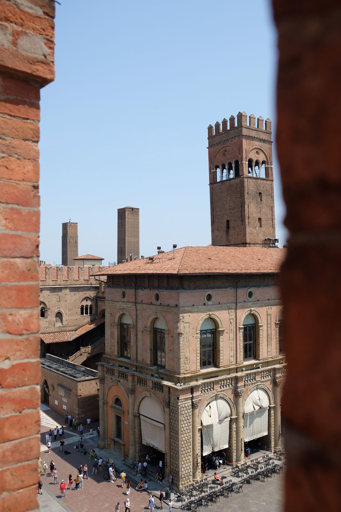 Blick vom Torre dell'Orogio in Bologna