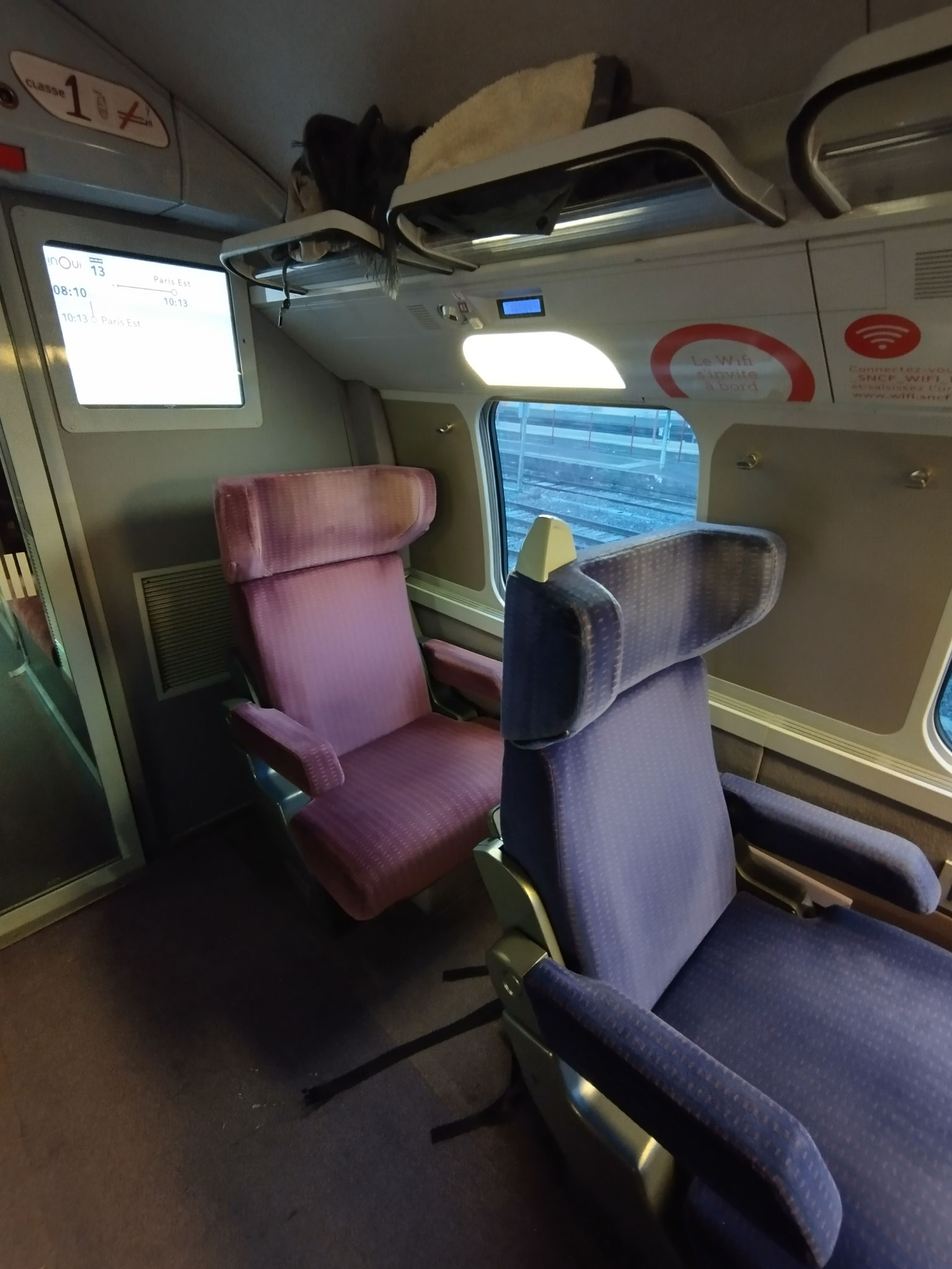 First Class solo seats on the TGV Munich to Paris