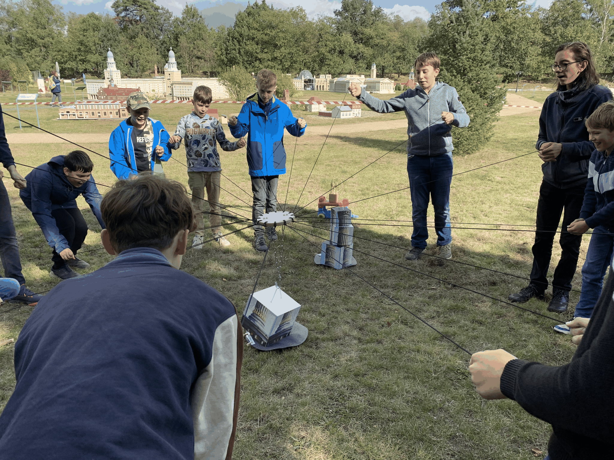 Outdoor Teambuilding Berlin - Rettet die Goldelse