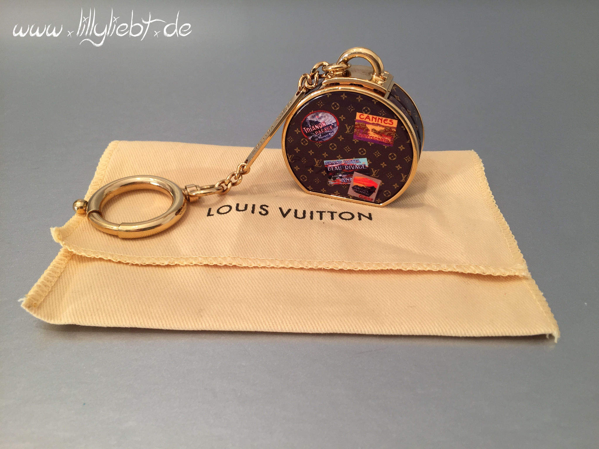 Louis Vuitton Boite Chapeau Taschenanhanger Ankauf Verkauf Second Hand Designertaschen Und Accessoires