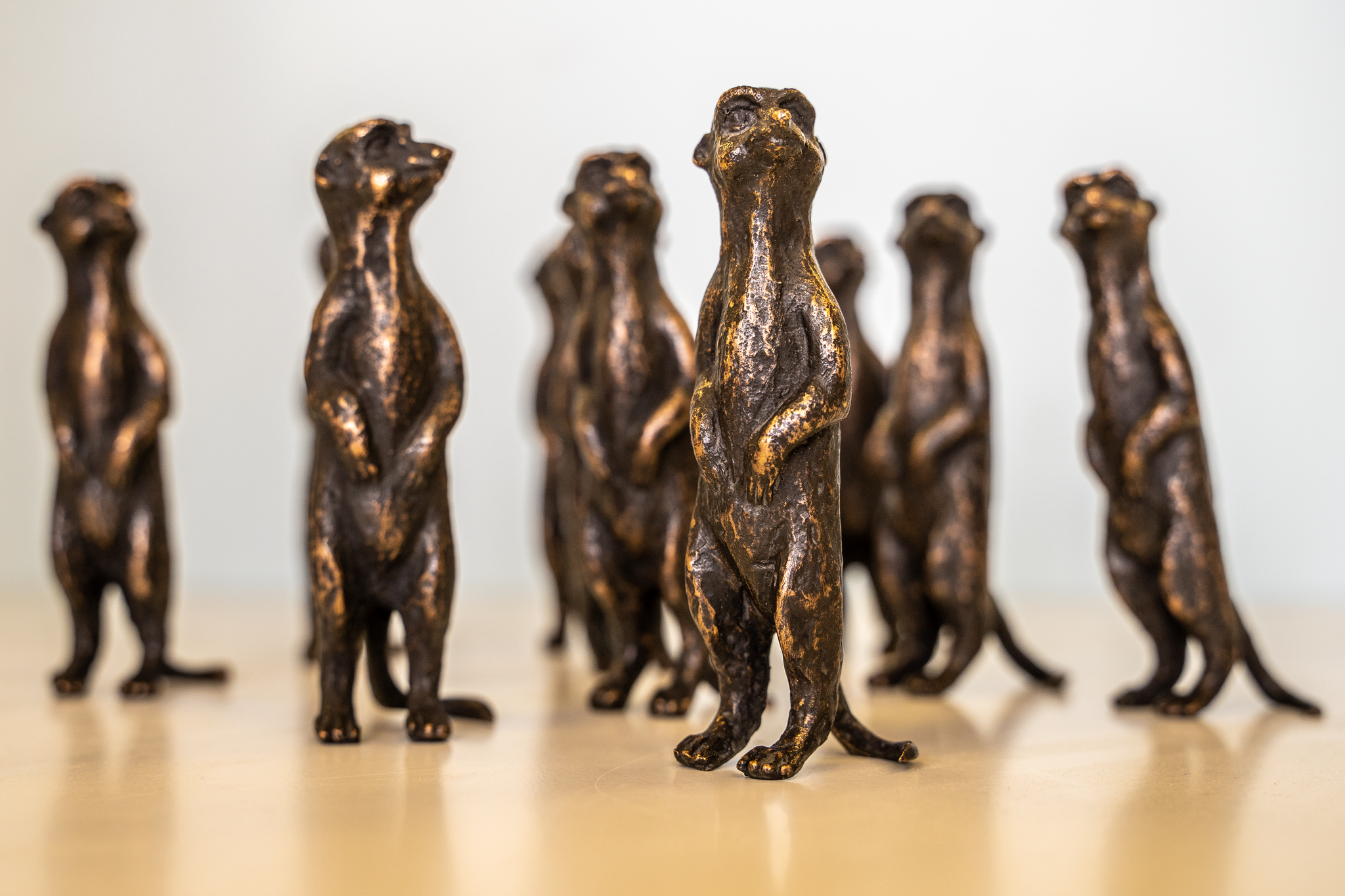 Erdmännchen klein 10 cm, 2022, aus feiner Bronze,  Auflage: 30 Exemplare