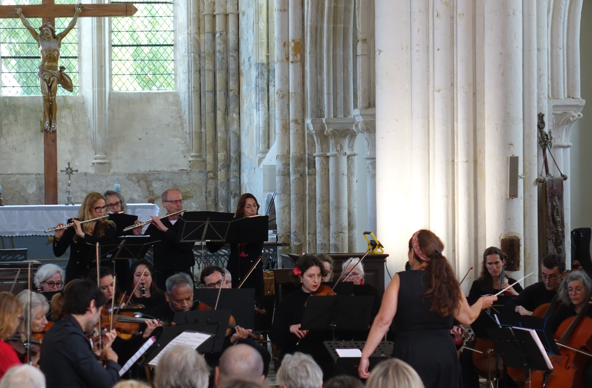 Chez Open Strings, les musiciens participent également à la direction de l'orchestre : ici, Christine Kieffer.