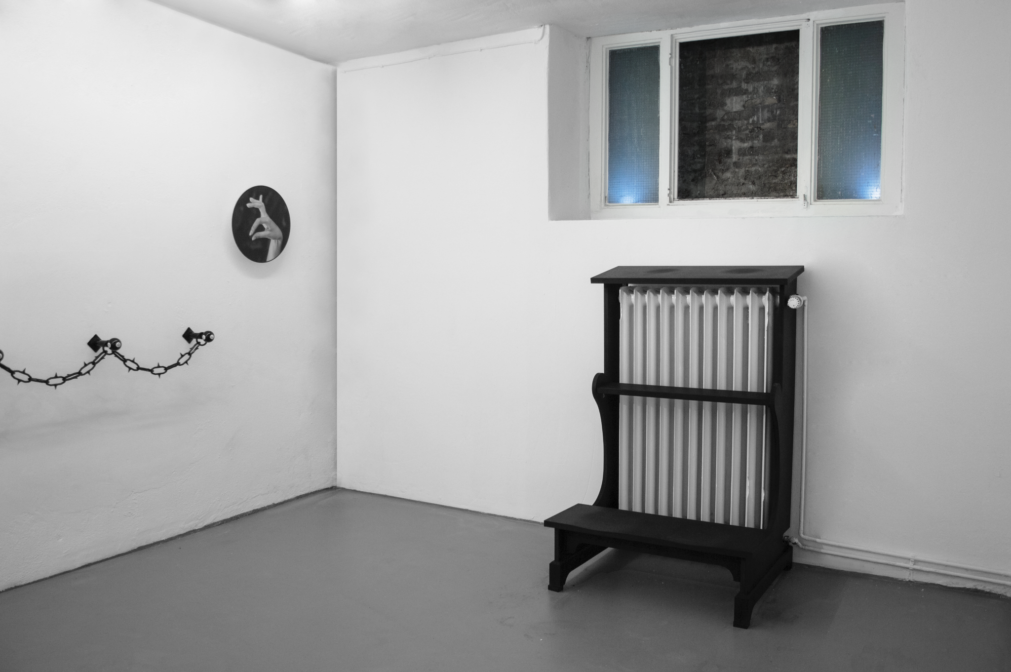 FRANZISKA OPEL    LA  SAIGNÉE      MDF SCHWARZ GEÖLT     130 X 85 X 71 CM    2017