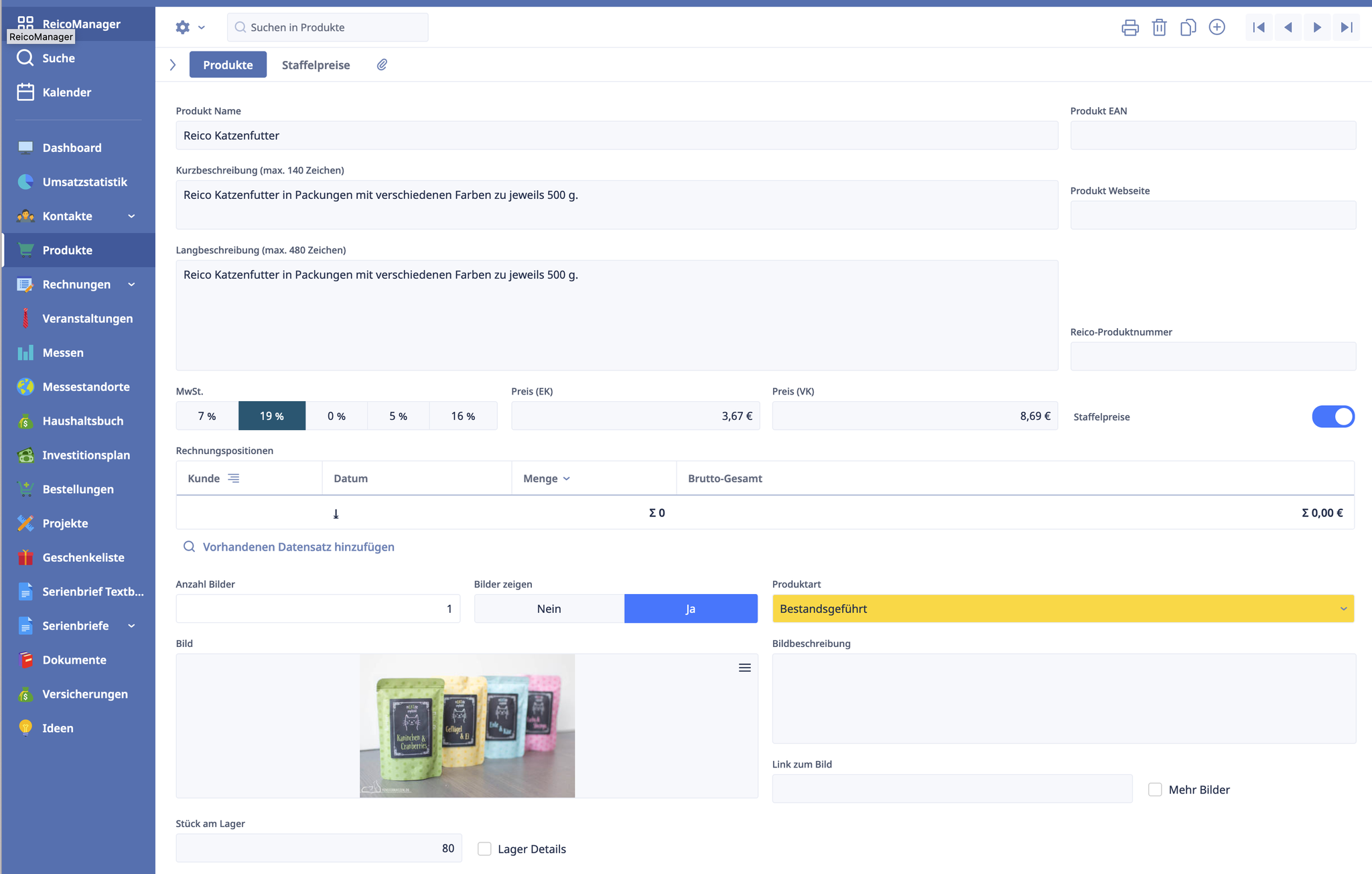 Verwalten Sie Produkte. Bestandsgeführte Produkte werden auf Wunsch beim Versand einer Rechnung vom Lagerbestand abgezogen. Auch bis zu fünf Staffelpreise sind möglich. Legen Sie einen Mehrwertsteuersatz fest, den Einkaufspreis und den Verkaufspreis.