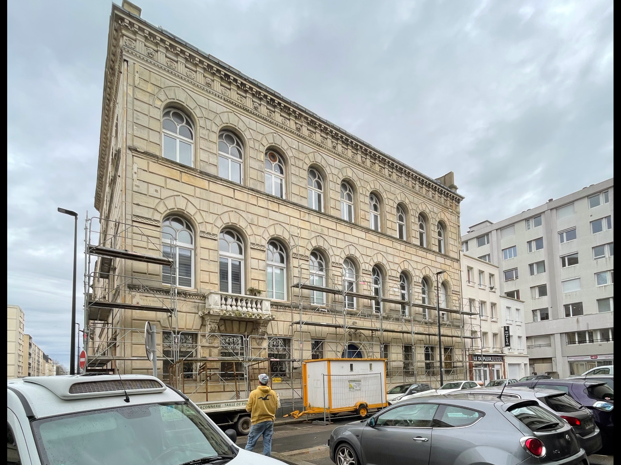 Restauration de façade en pierre - AVANT