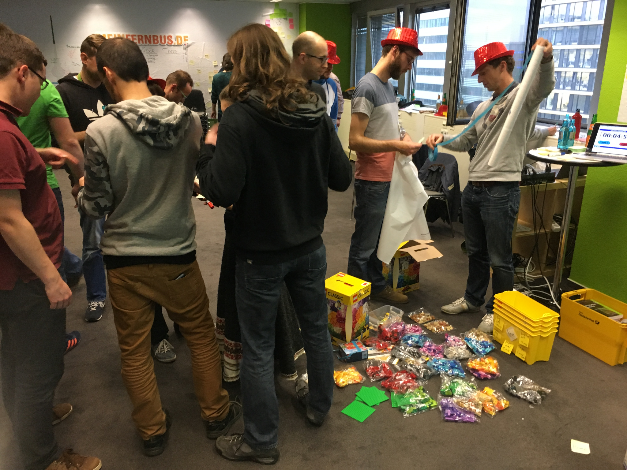 Scaling agile: scaled lego4scrum - done with 155 people!