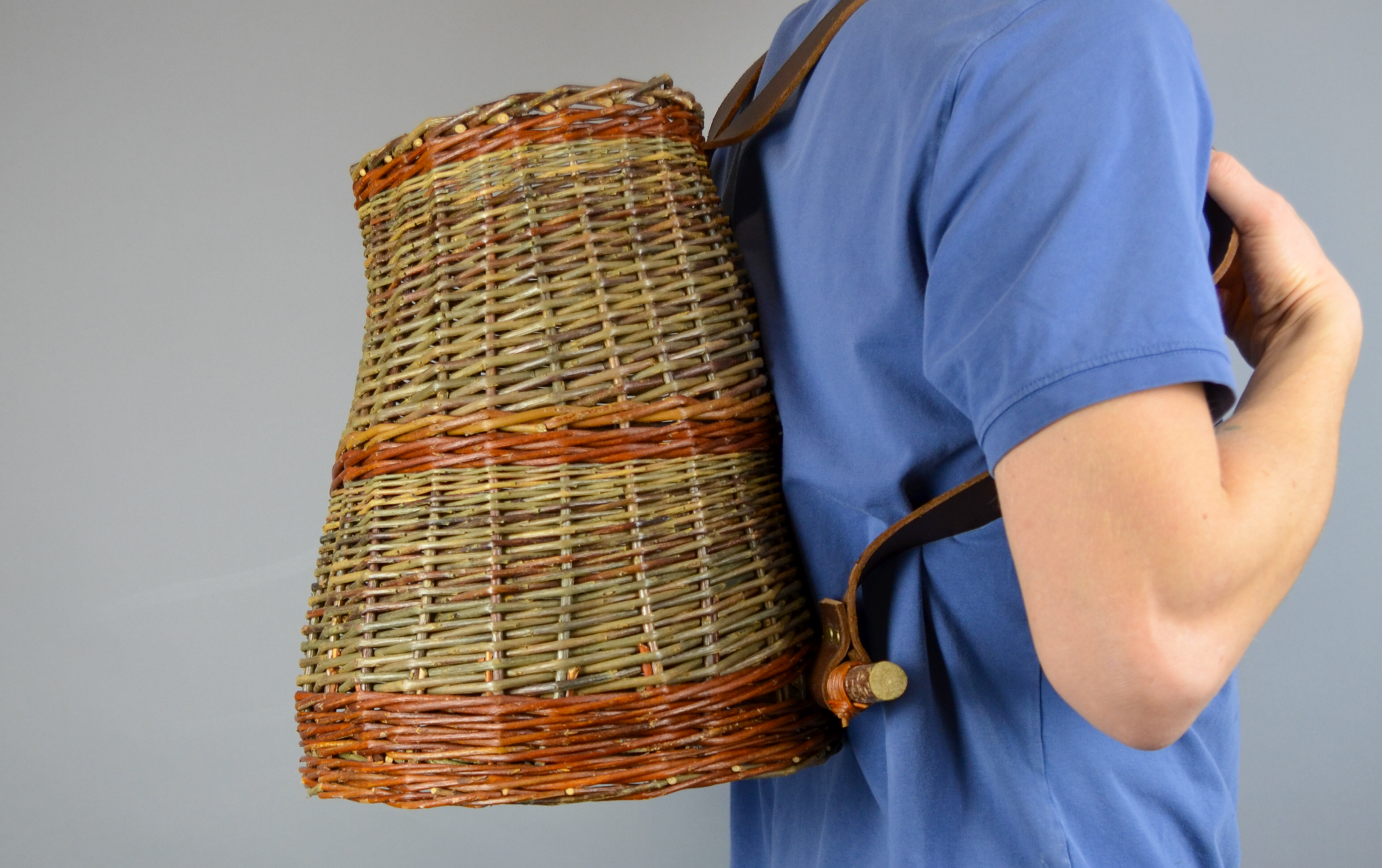 Weidencksack auf Rücken