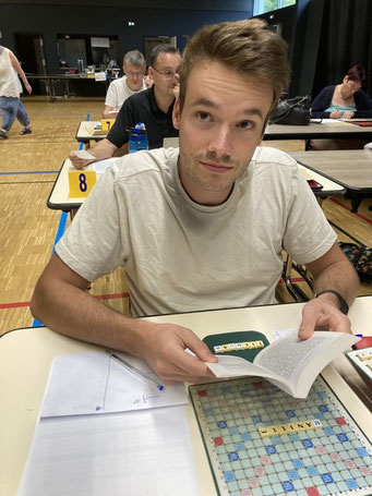 La lecture est un très bon complément au jeu