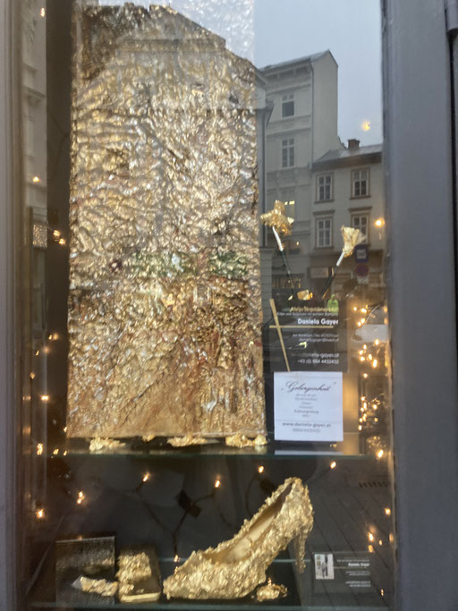 Schaukastenausstellung                              Abverkauf ab 25.1.25