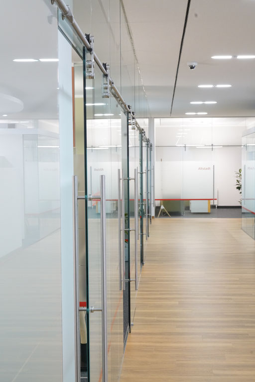 Glasabtrennung, Büroabtrennung - © Glaserei Allgäuer