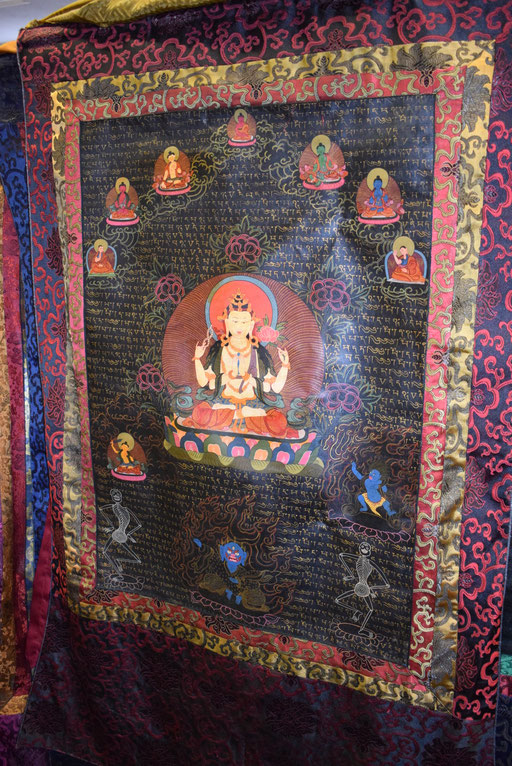 Prajnaparamita mit vielen Gottheiten, 135x92cm 