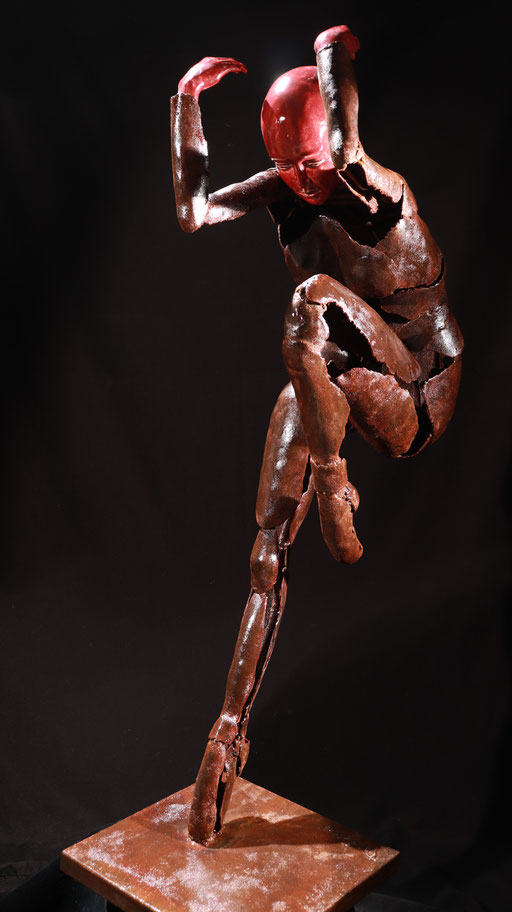 Équilibre, céramique et acier Corten forgé de 40'' x  15'' (sculpture) 37'' x 15'' x 15'' (socle), 6,000.00$